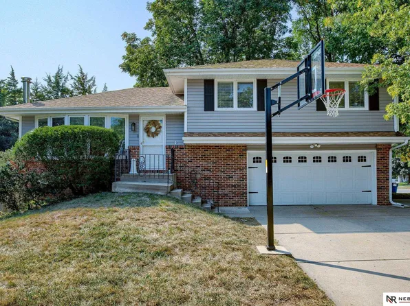 2301 Irving St, Lincoln, NE 68521