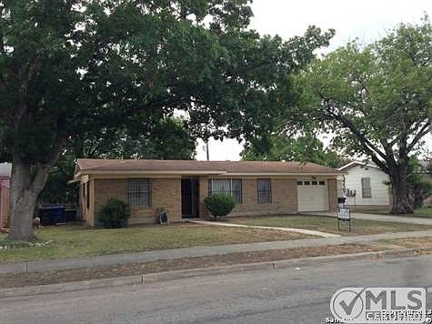 1st image of 4510 Creekmoor Dr