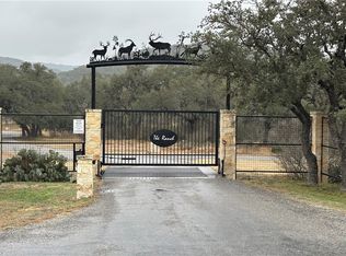 21 Camino Del Rancho, Concan, TX 78838