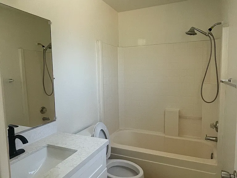 14695 Upland Ave — Photo 13