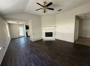 4451 Posada Dr, Dallas, TX 75211