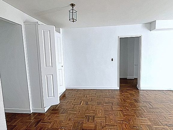 4th image of 215 E 80th St APT 14G