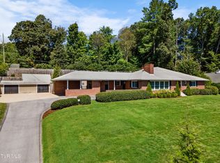 530 Valley Dr, Bristol, VA 24201