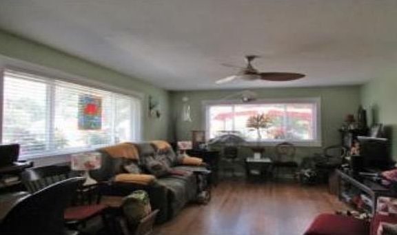 3rd image of 5 Kendall Ave