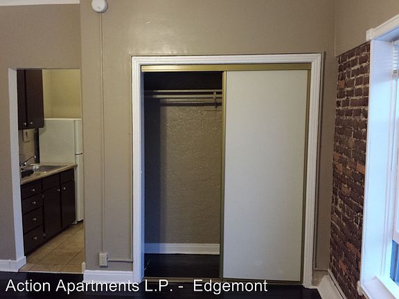 3rd image of 1725 N Edgemont St APT 407