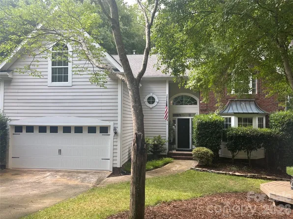 6116 Robley Tate Ct, Charlotte, NC 28270