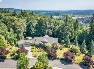 9522 NW Skyview Dr, Portland, OR 97231