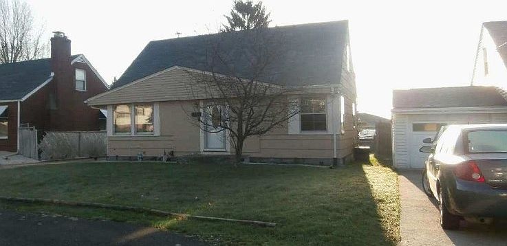 2nd image of 2418 Clearview Ave NW