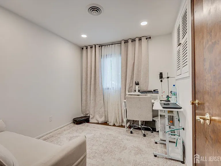 40 Winding Rd — Photo 25