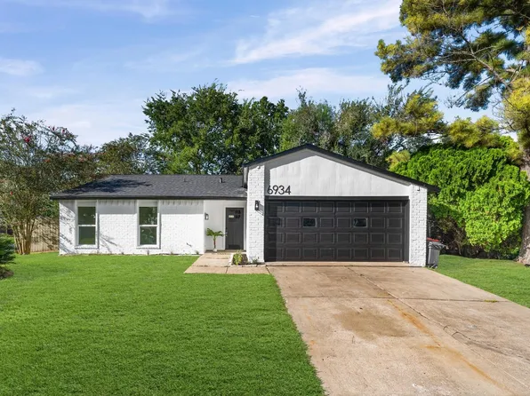 6934 Pickett Dr, Richmond, TX 77469