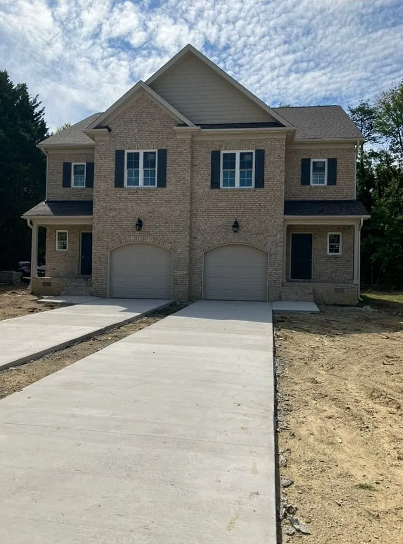 Brand, new construction — Photo 1