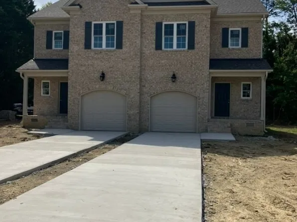 6101 Brushwood Ct, Greensboro, NC 27410