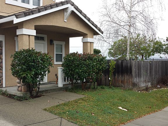 2nd image of 25503 Foggy Glen Dr
