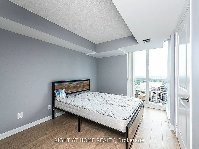 4978 Yonge St #2105 — Photo 9