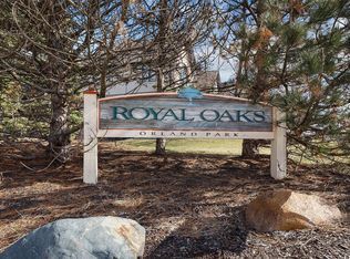 10901 Royal Oaks Ln, Orland Park, IL