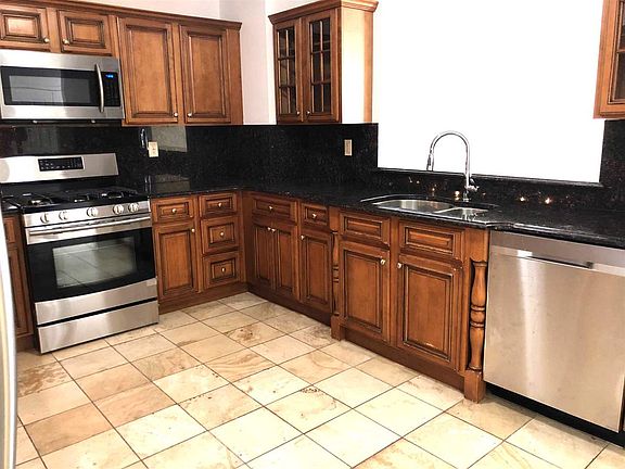 5th image of 45 Broadway #402