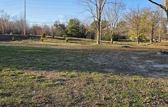 4th image of 1401 Crissinger Rd