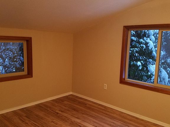 3rd image of 32850 NE 195th St #B