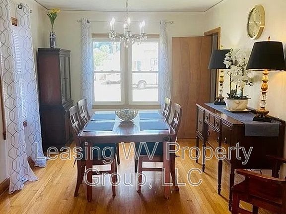 4th image of 3310 Virginia Ave SE