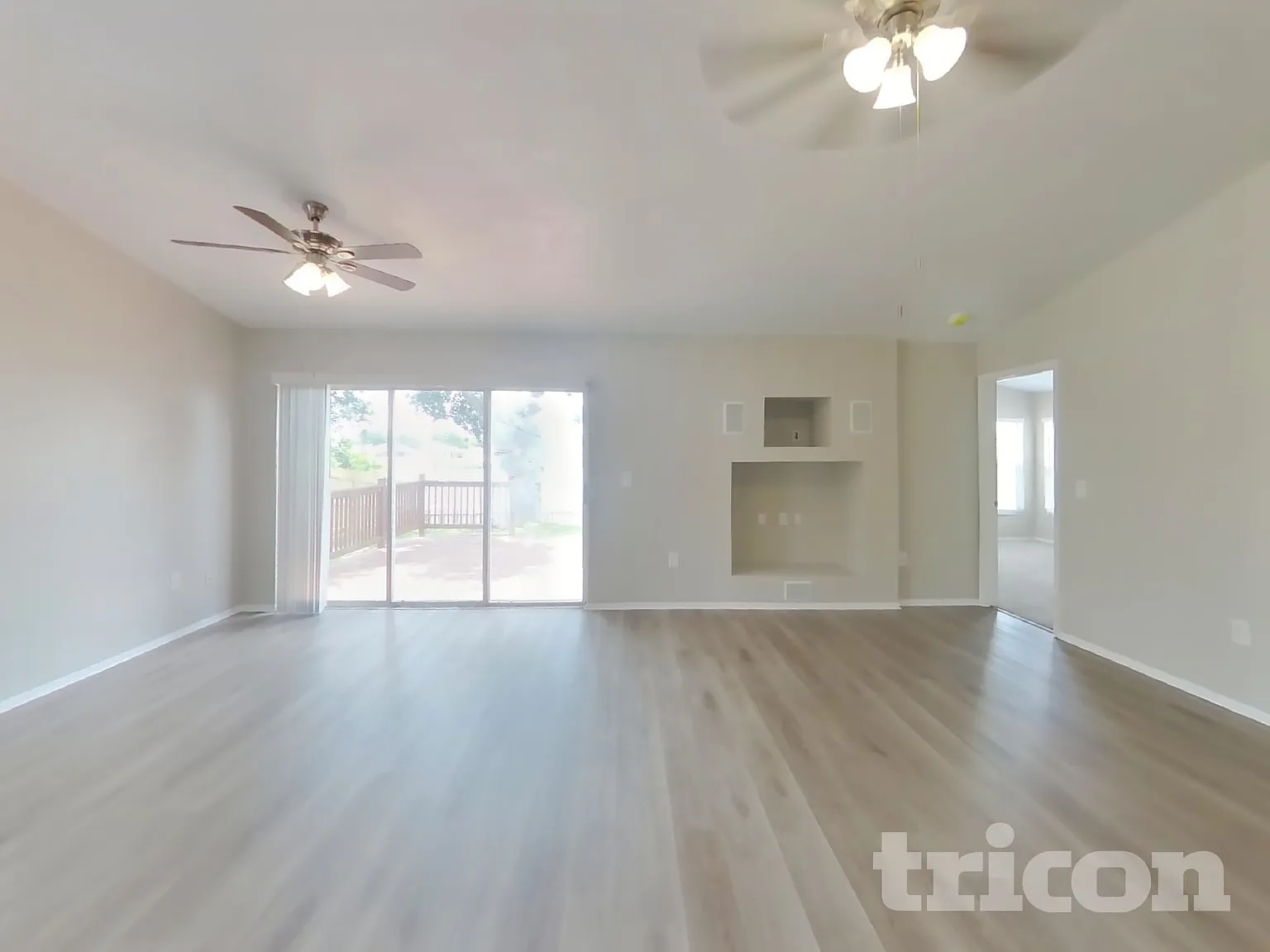 1216 Cressford Pl Brandon FL — Photo 3