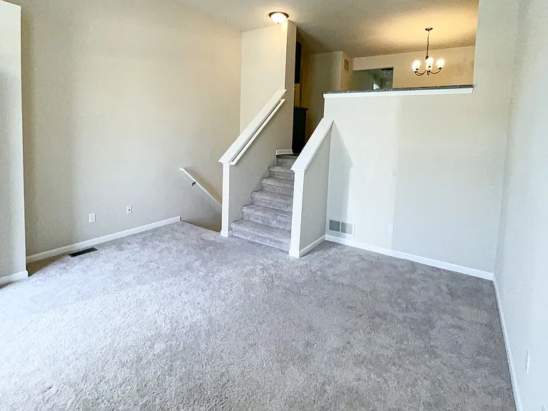 8108-8160 Williamstown Dr — Photo 2