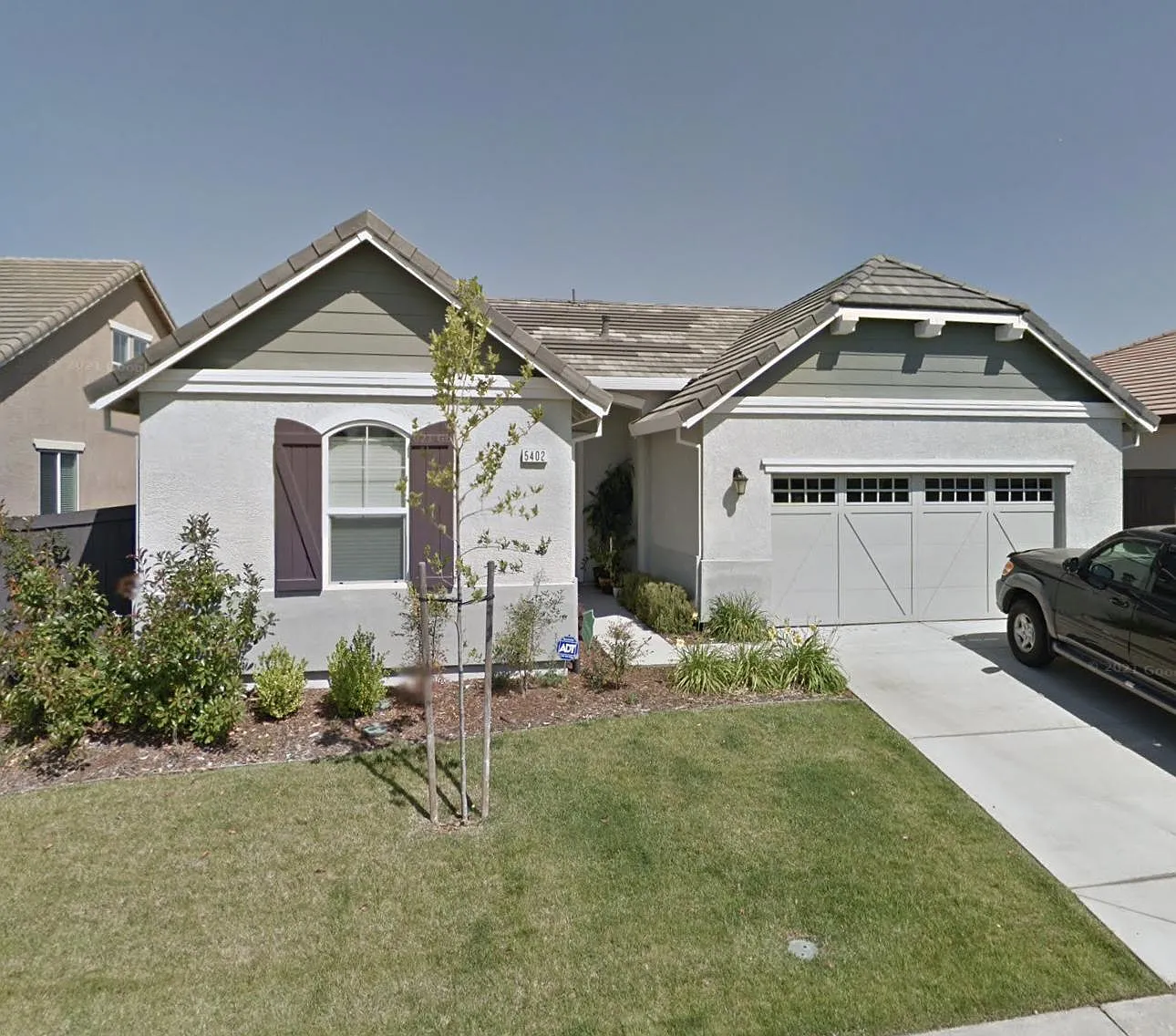 5402 Mossy Stone Way — Photo 1