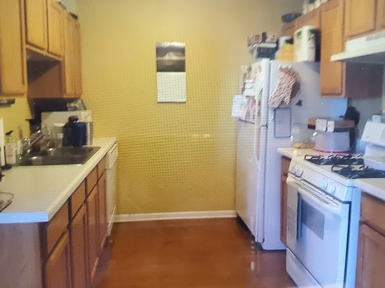 1175 N Village Dr #1 — Photo 4