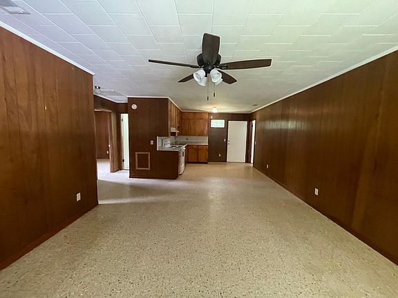 4th image of 211 Godwin Ln