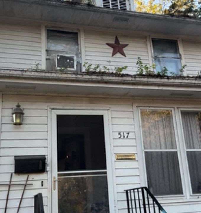1st image of 517 Frank St