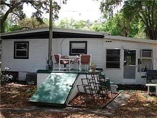 sundeck/storm shelter