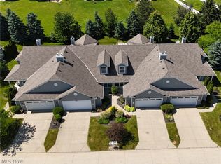 546 Hyannis Port Cir, Avon Lake, OH 44012