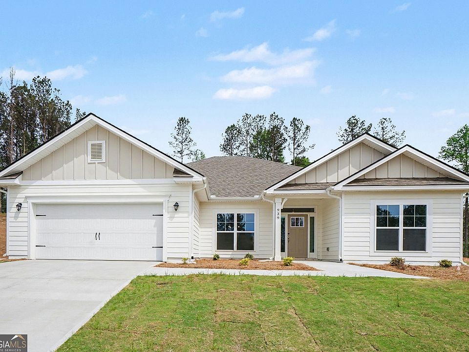 1st image of 939 Eagle Heights Dr