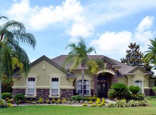 3881 Mimosa Pl, Palm Harbor, FL 34685
