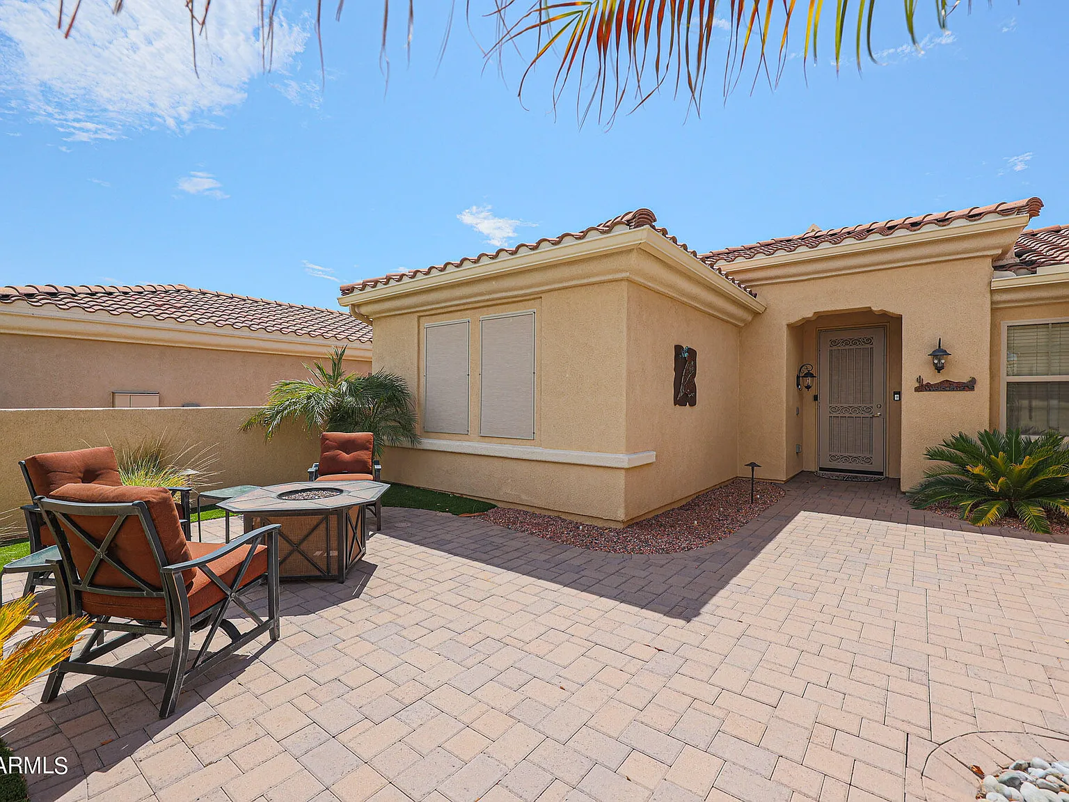 2 bed, 1.5 bath, 1660 sqft, $4,500 — Photo 2