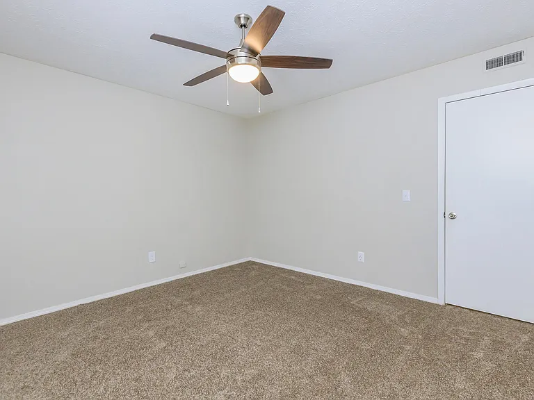 Ashley Oaks Apartments — Photo 42