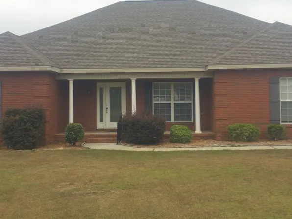 113 Natchez Way, Ozark, AL 36360