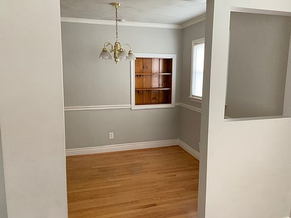 4th image of 3776 Signal Hill Ave NW