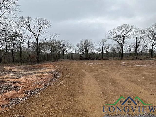 2nd image of Private Road 1109
