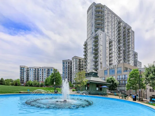 Infinity Harbor Point