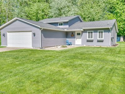 6483 Carter Blvd, Mentor, OH, 44060