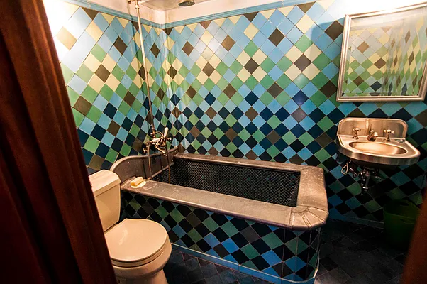 Rented by Meisel Real Estate | media 10