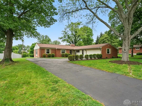 5571 Hugh Dr, Dayton, OH 45459