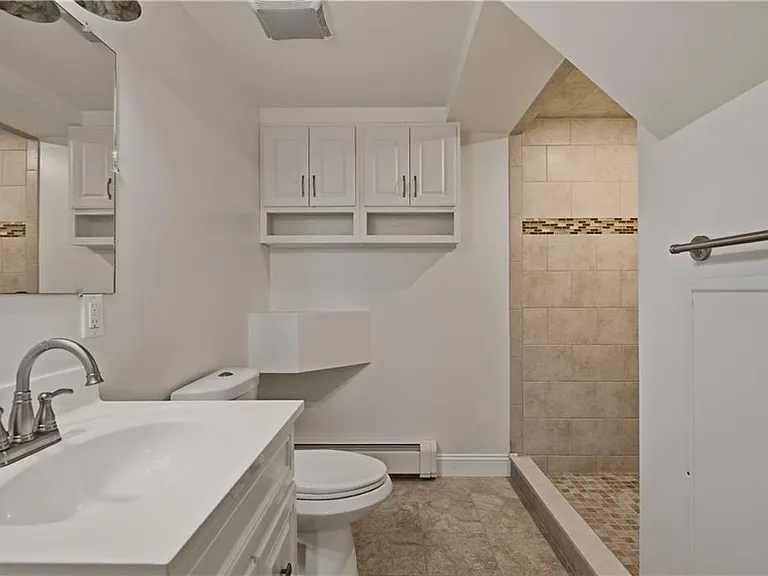 132 Evarts St #1 — Photo 13