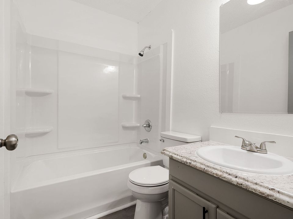 1st image of 713 N 7th St #12