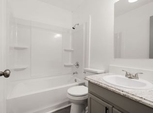 713 N 7th St #12, Van Buren, AR 72956