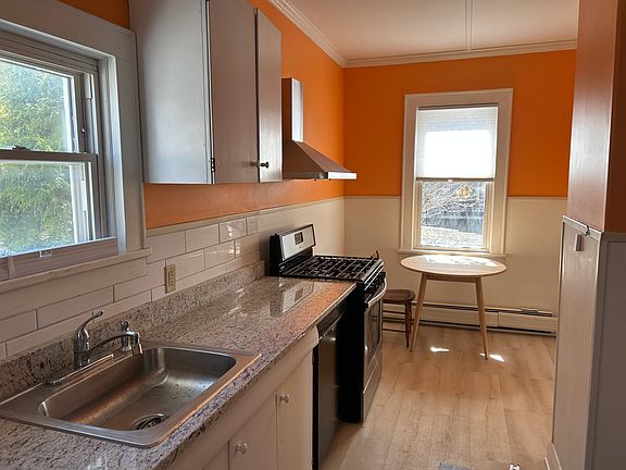 2nd image of 128 Pleasant St APT 2