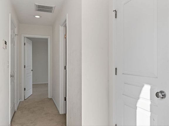 4th image of 4510 Lee Ave