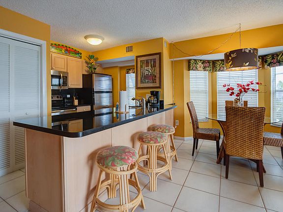 3rd image of 500 Burton Dr #1401