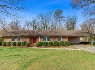 303 Guilford Rd, Jamestown, NC 27282