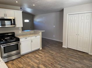 3921 Buckingham St, Farmington, NM 87402